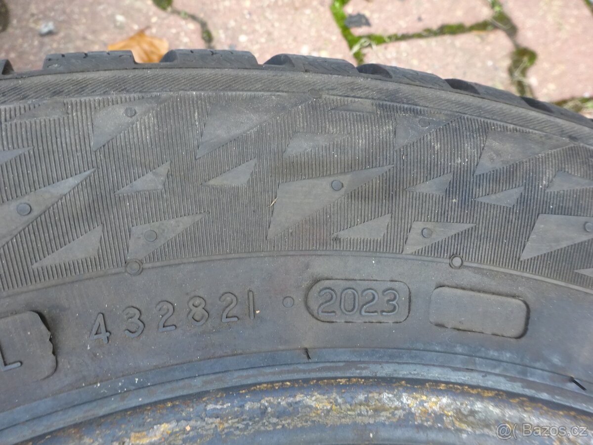 Nokian zimní pneu 185x65x15 - 4