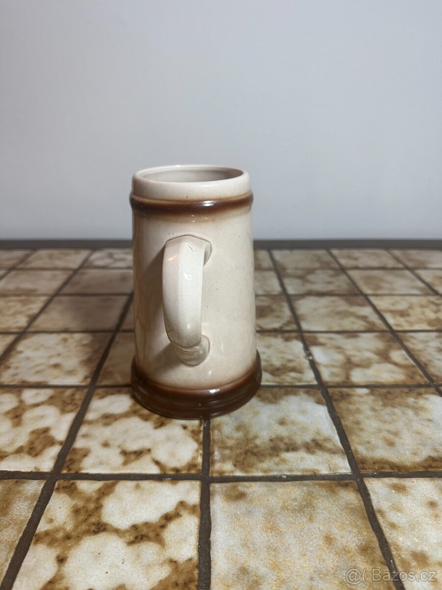 Keramický pivní korbel - 4