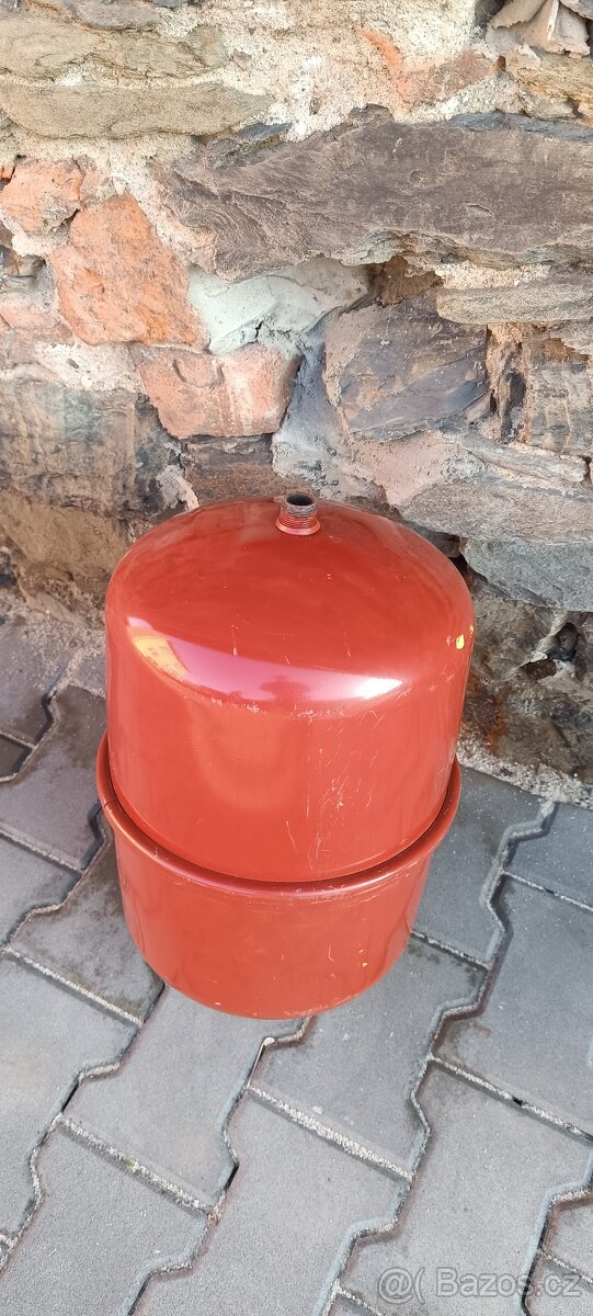 Expanzní nádoba Reflex 25 litrů - 4