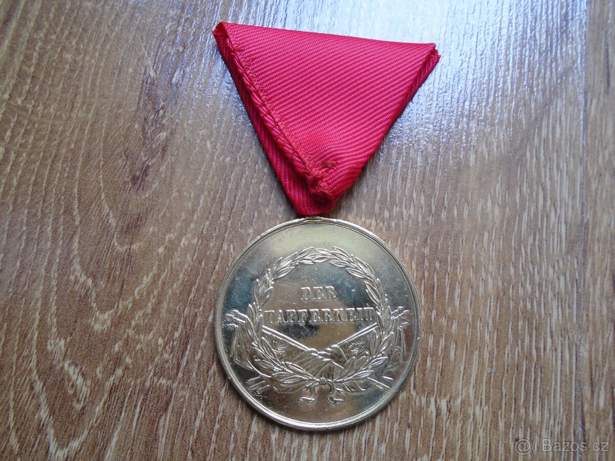 VELKÁ MEDAILE ZA STATEČNOST F.J.I. A CAREL OBĚ ZLATÉ - 4