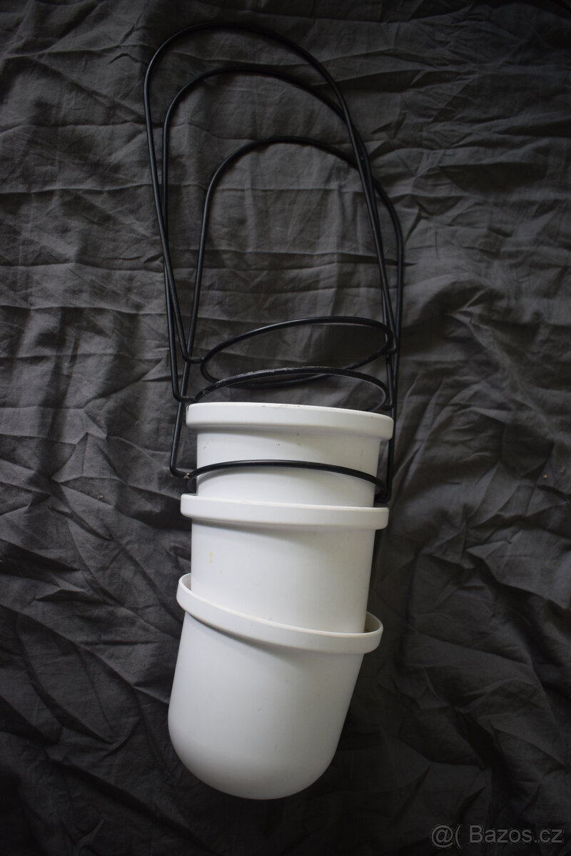 3 závěsné obaly na květináče na kovové konstrukci - 4