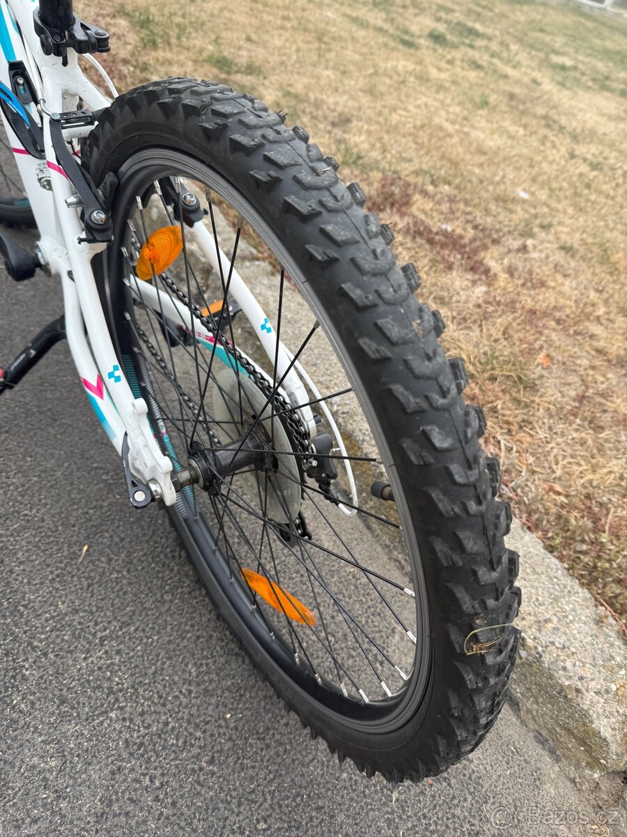 CUBE 24” dětské kolo - bílá tyrkysová - 4