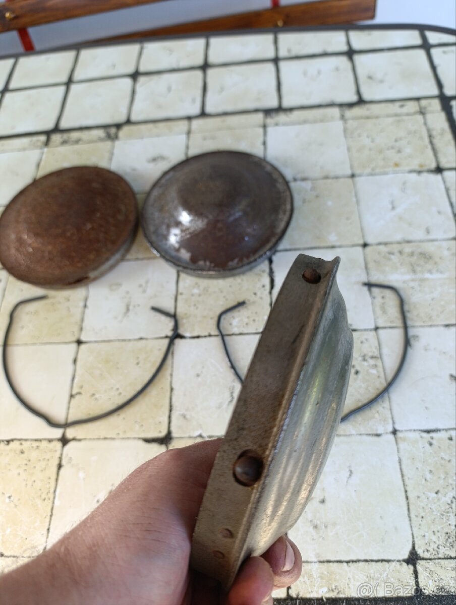 Plechové poklice Peugeot 202 - 4