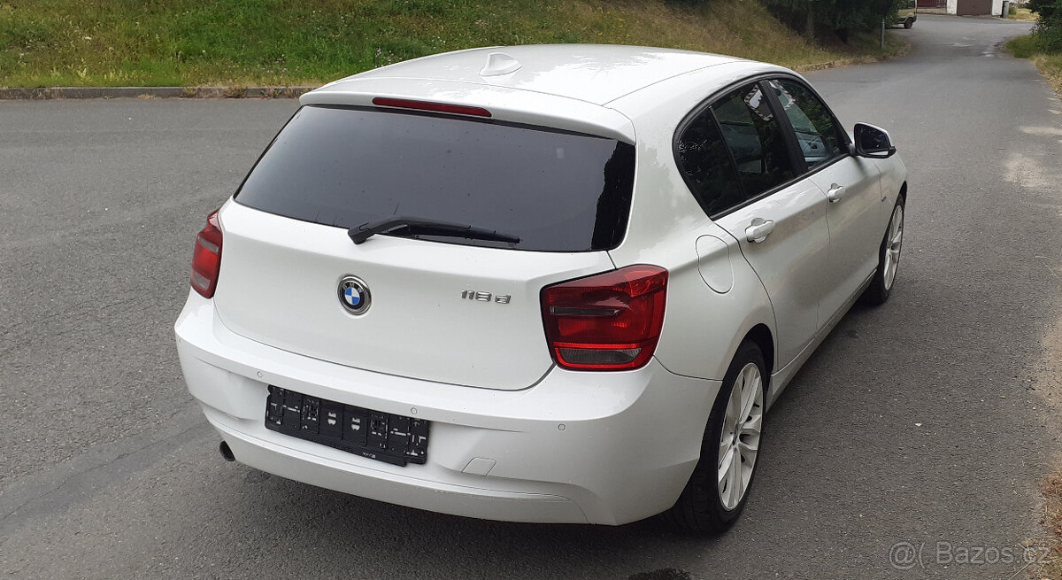 BMW 116d Urban model F20 - 4