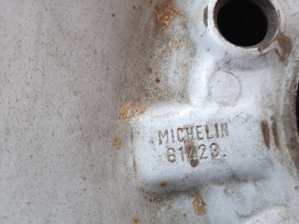 Prodám rezervní kolo 195R 14 C - 4