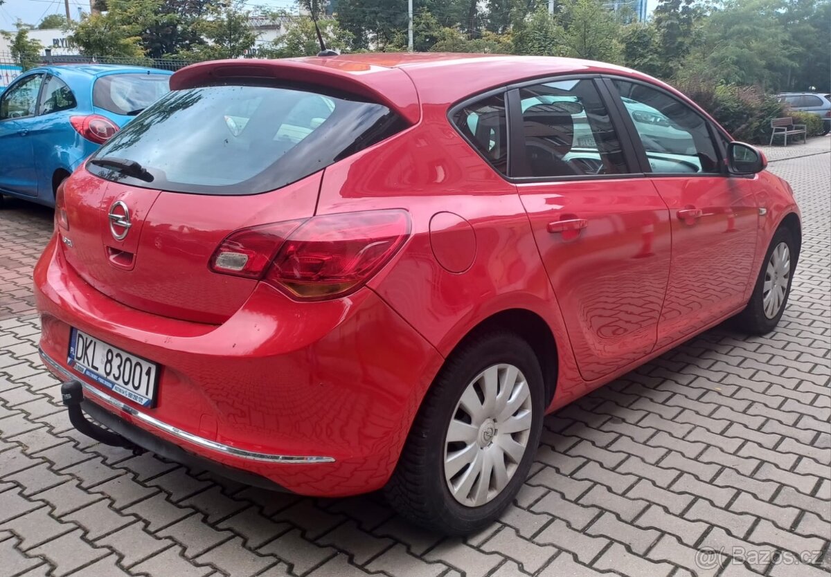 🔥 Opel Astra J 1.6 BenzĂn - 4