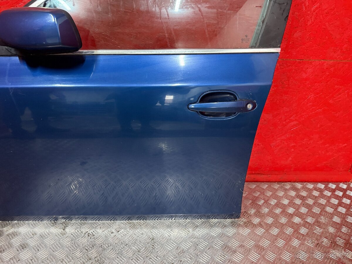LEVÉ PŘEDNÍ DVEŘE BMW E60 E61 - 4