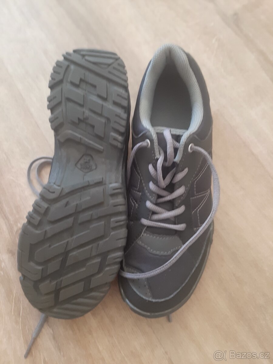 Turistické boty, vel. EU 39 - 4