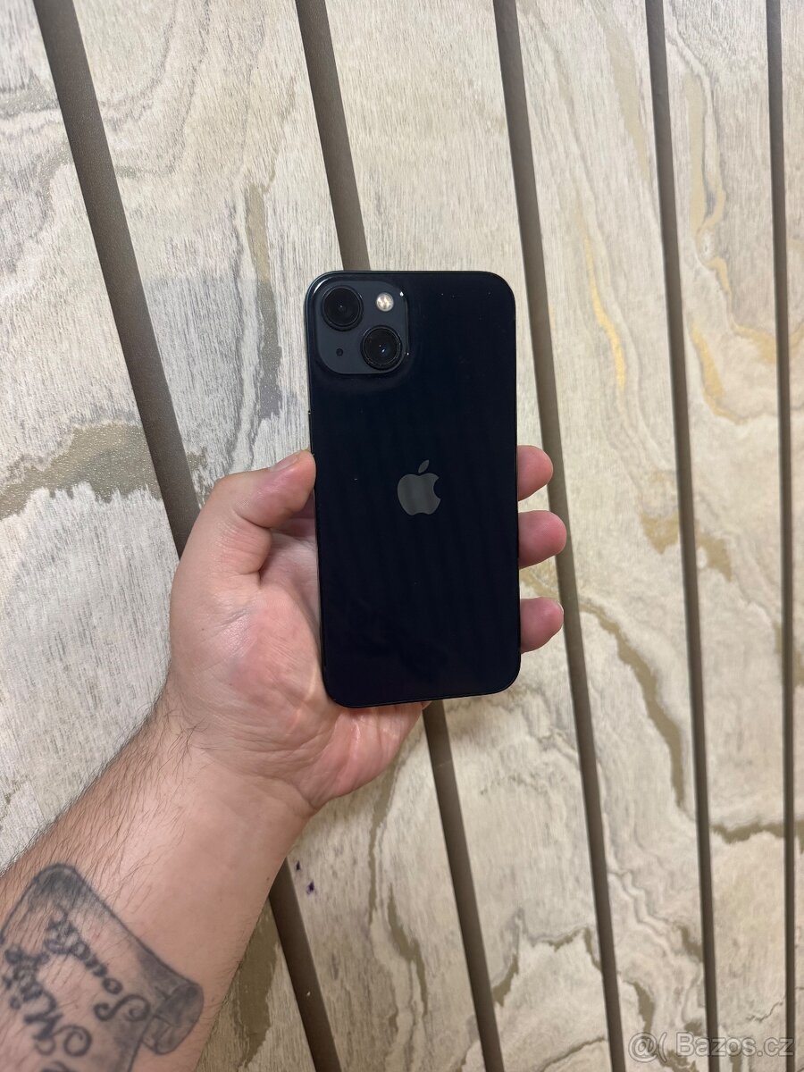 iPhone 13 - 4