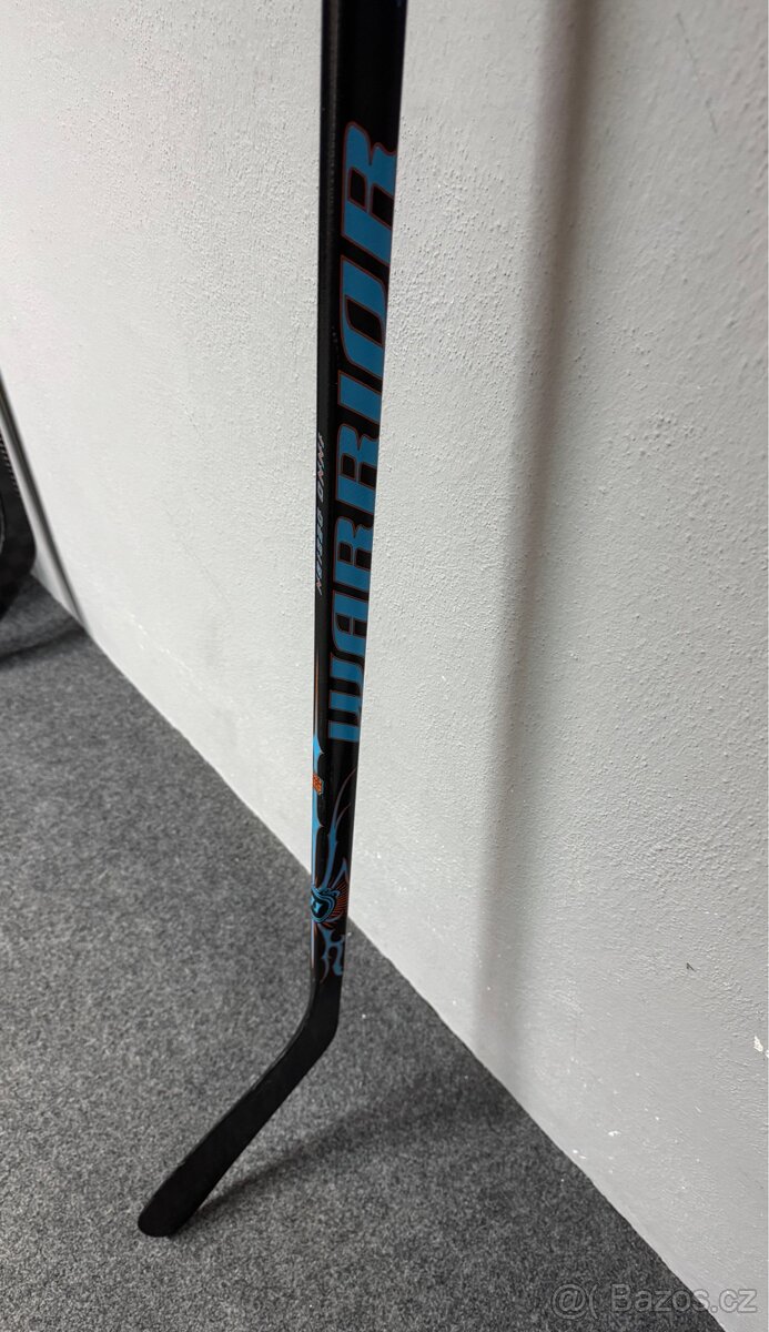 Kompozitová hokejka WARRIOR - nová P29 - 4