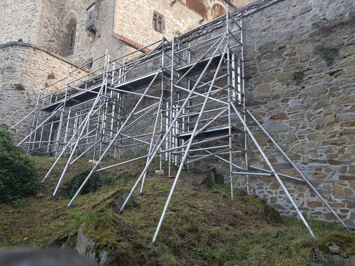 Pronájem fasádního lešení - 4