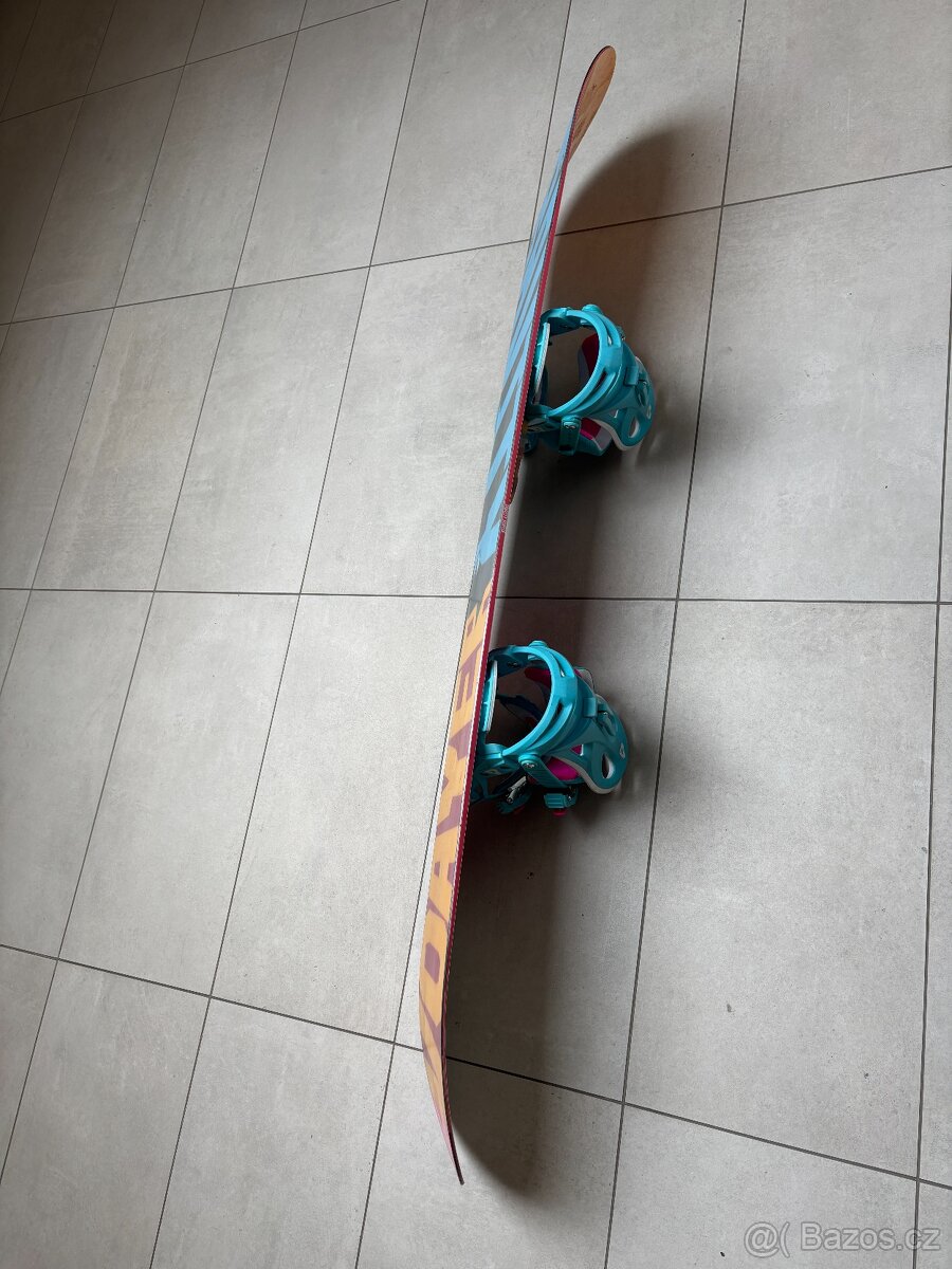 Set Snowboard dívčí/dámský 145cm a SNB boty vel.40 - 4