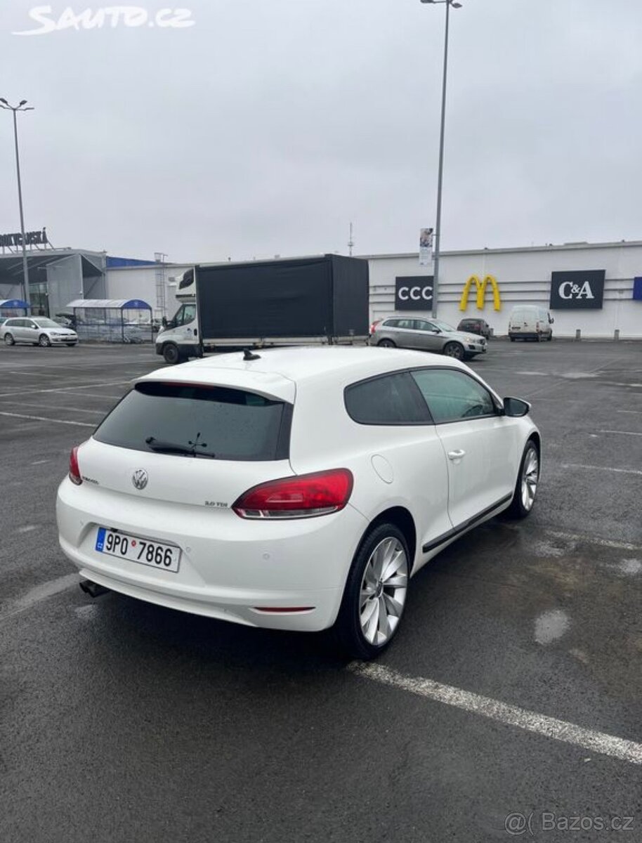 VW Scirocco 2.0 TDI 103 kW DSG - 4