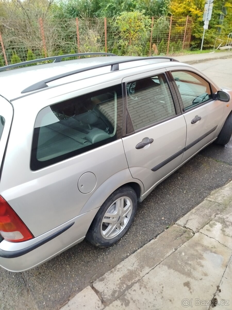 Prodám Ford Focus mk1 - 4