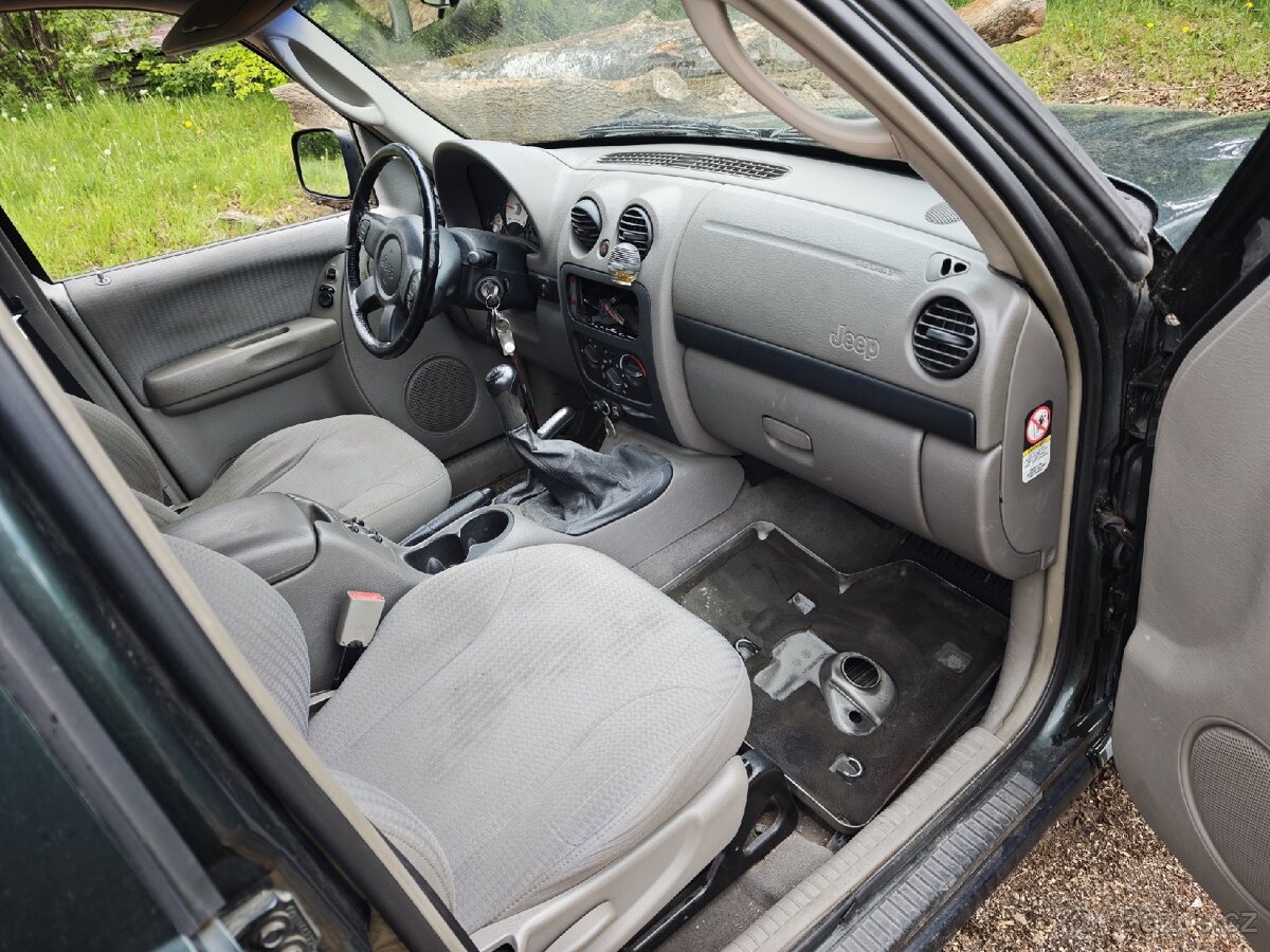 Jeep cherokee - 4
