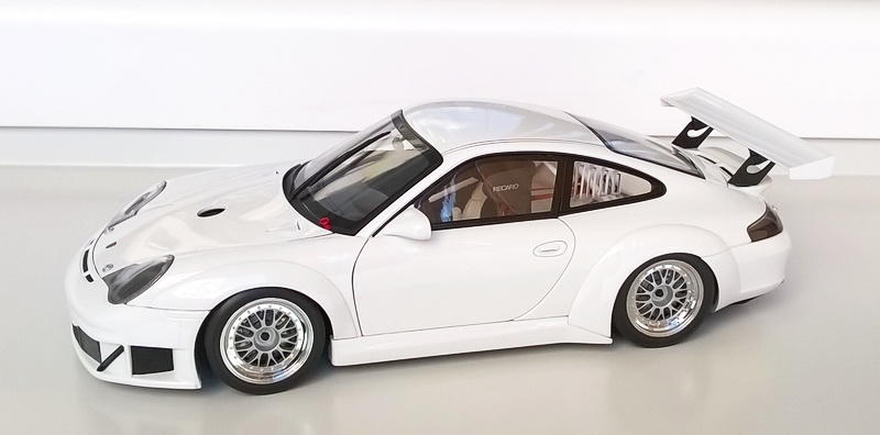 Porsche 911 1/18 - 4