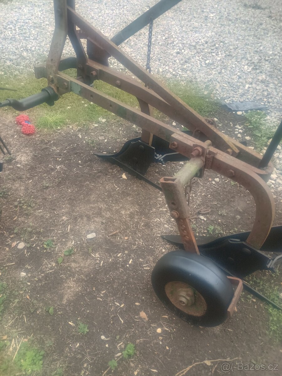 Pluh za traktor 2 radlice - 4
