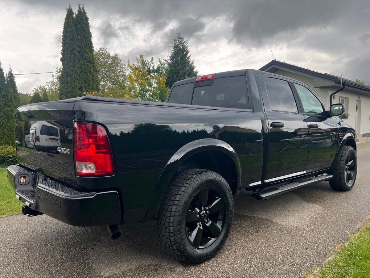 Dodge Ram 1500 5.7 HEMI 4X4 - 2016