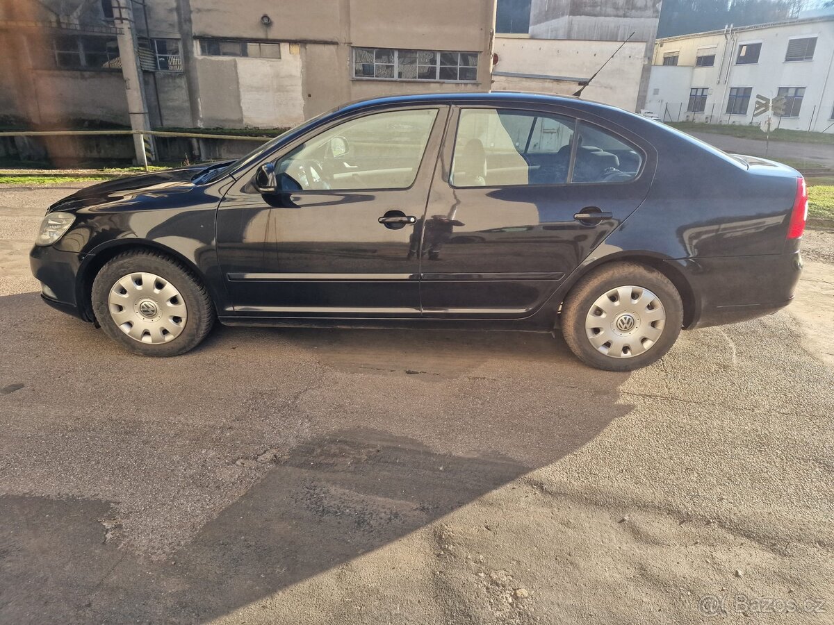 Nabízím Škoda Octavia 2 1,6mpi 75kw facelift 2009 - 4
