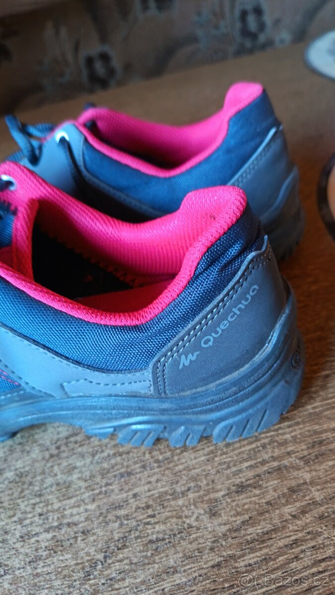 boty sportovní, nepromokavé Quechua vel.39 - 4