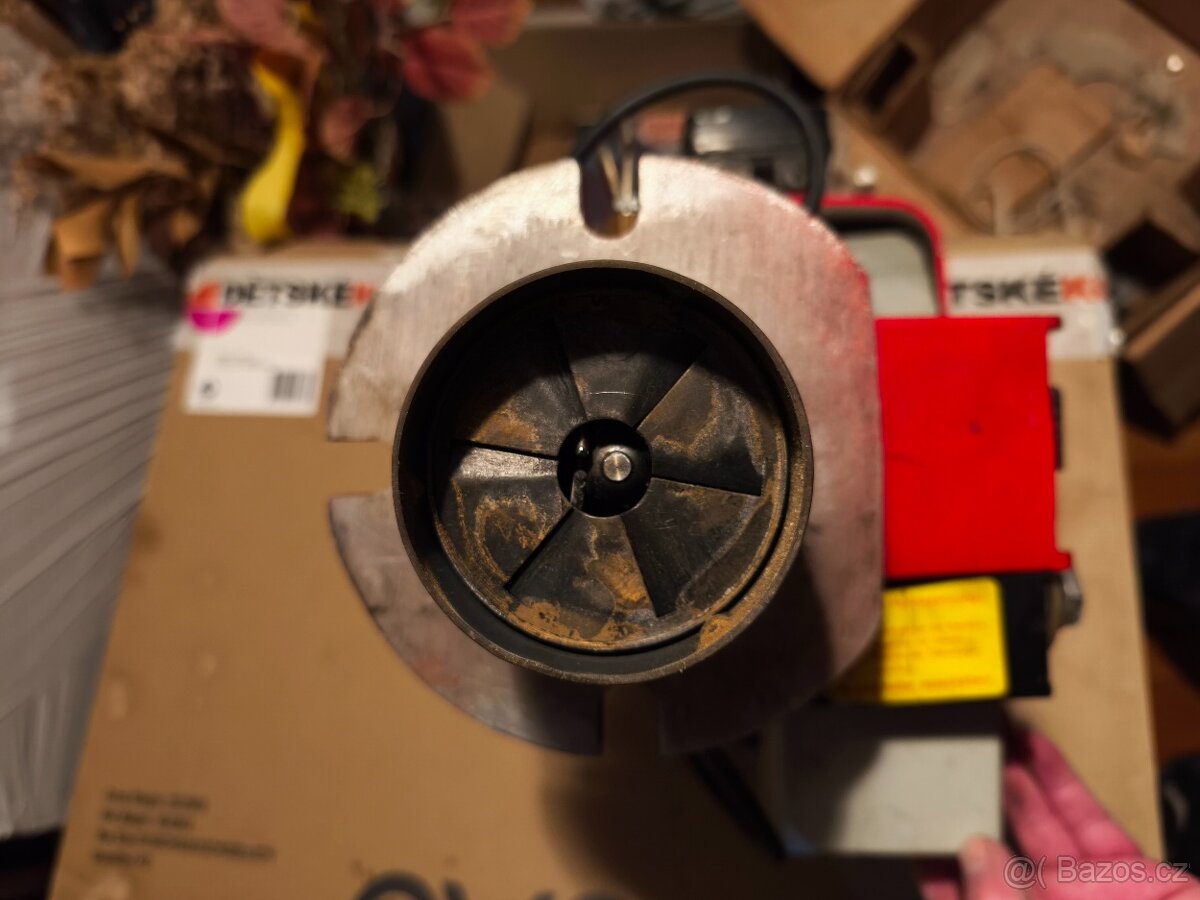 Starý naftový hořák - 4