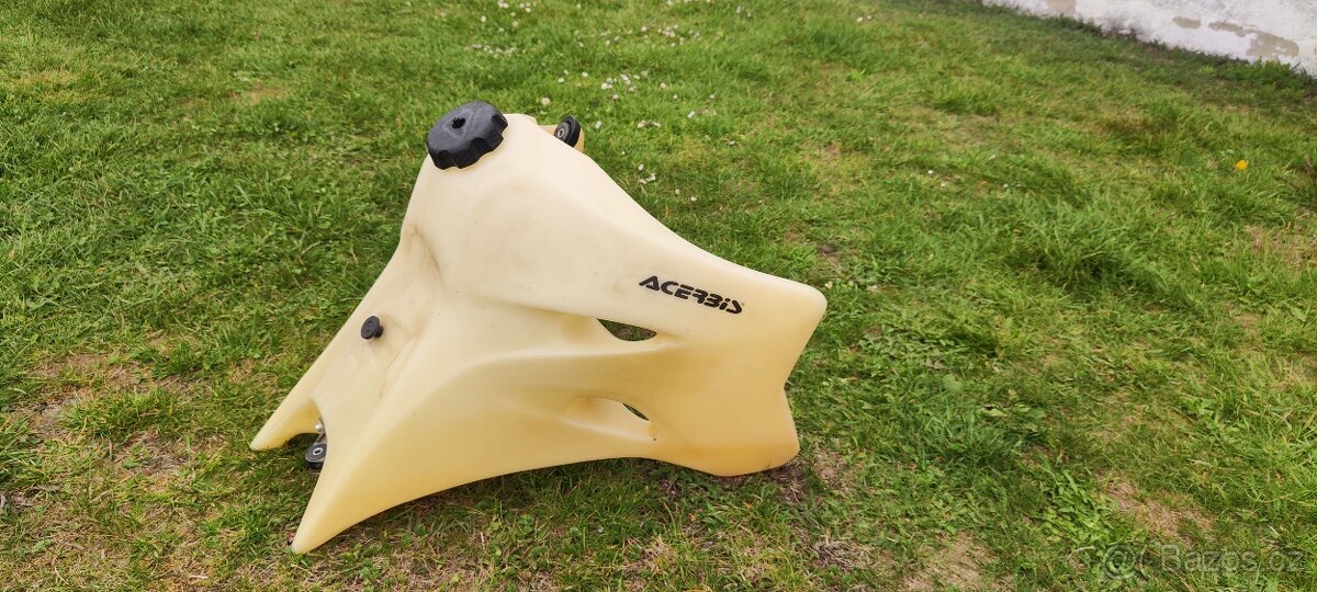 Benzínová nádrž na Yamahu WR - 4