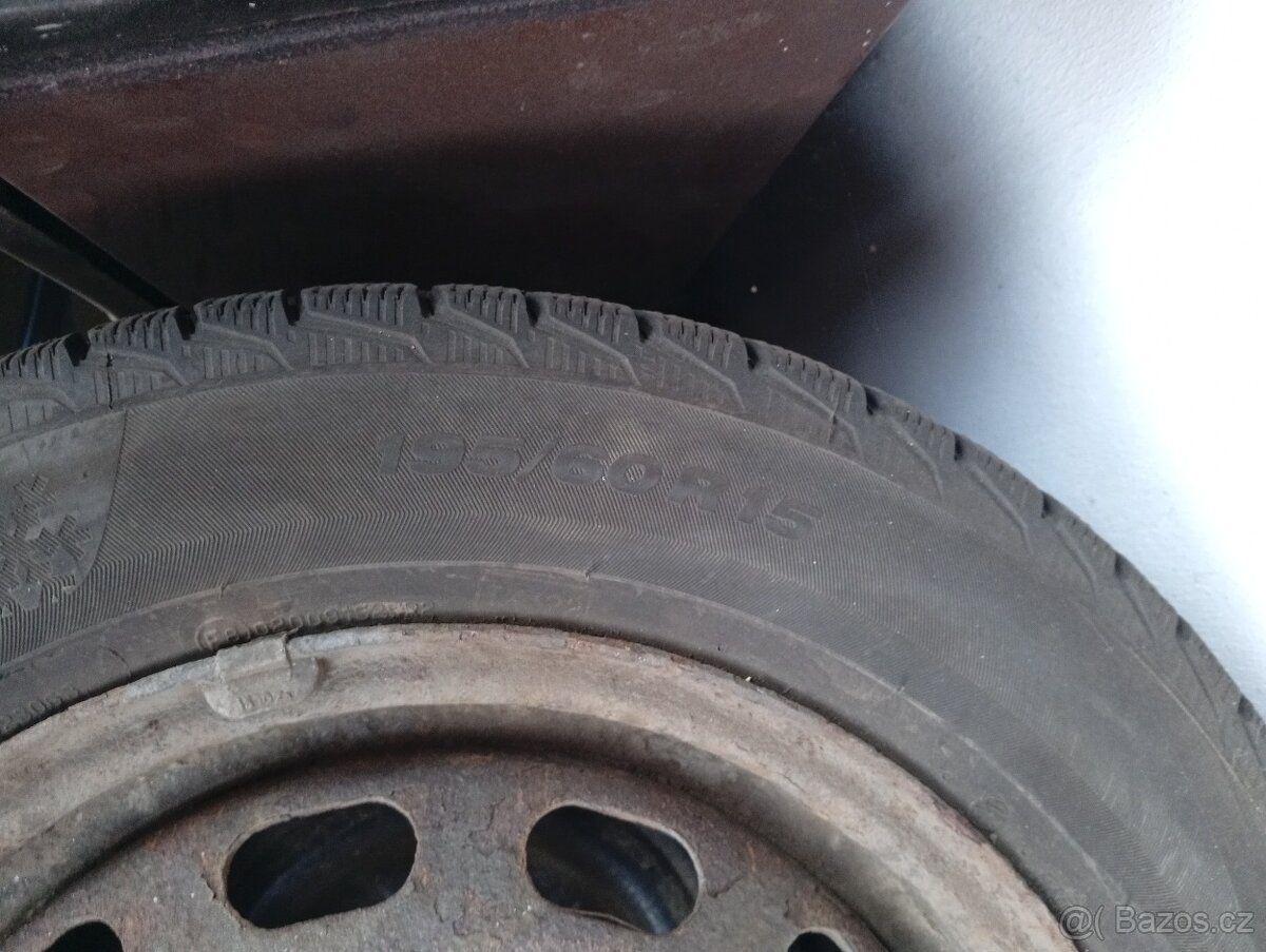 Zimní pneu 195/60/R15 - 4