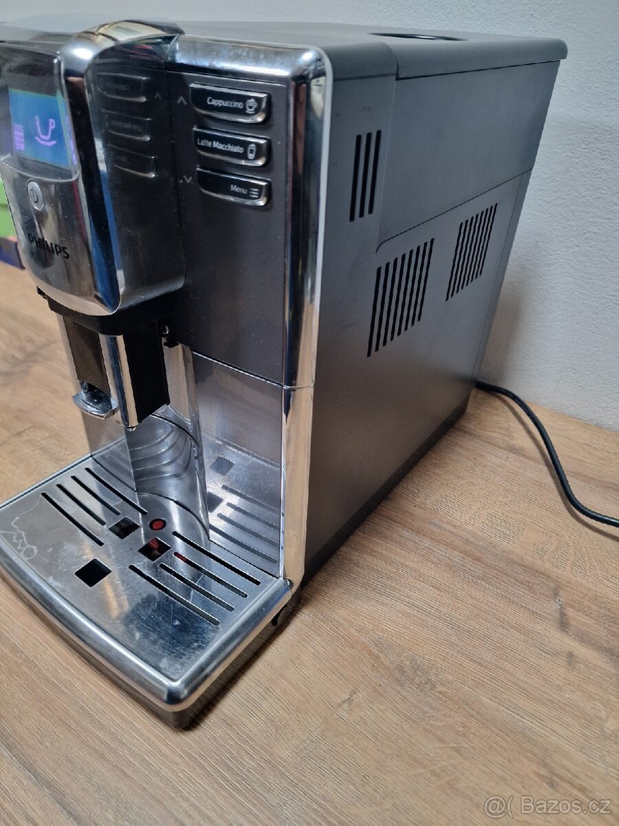 kávovar Philips series 5000 - 4