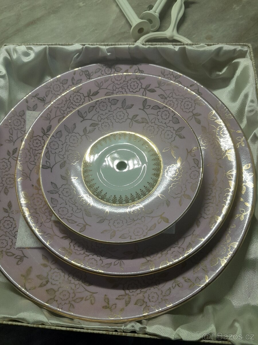 Poschodovy talíř - 4