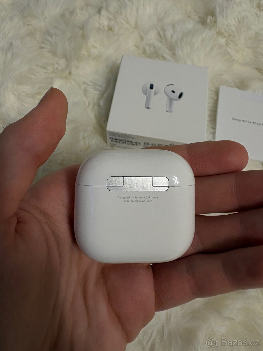 Apple Airpods 4 Bílé Sluchátka - 4