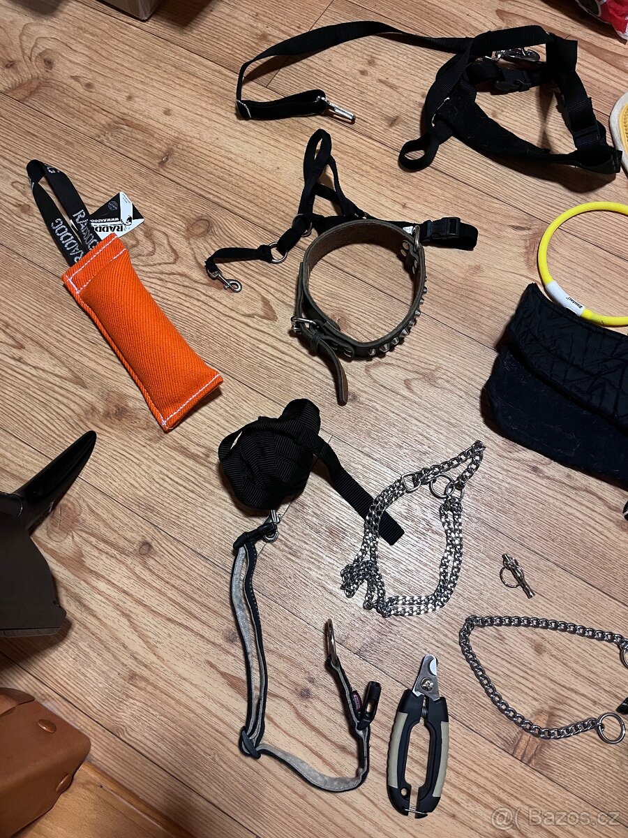 Věci na psa +- 30 kg - 4