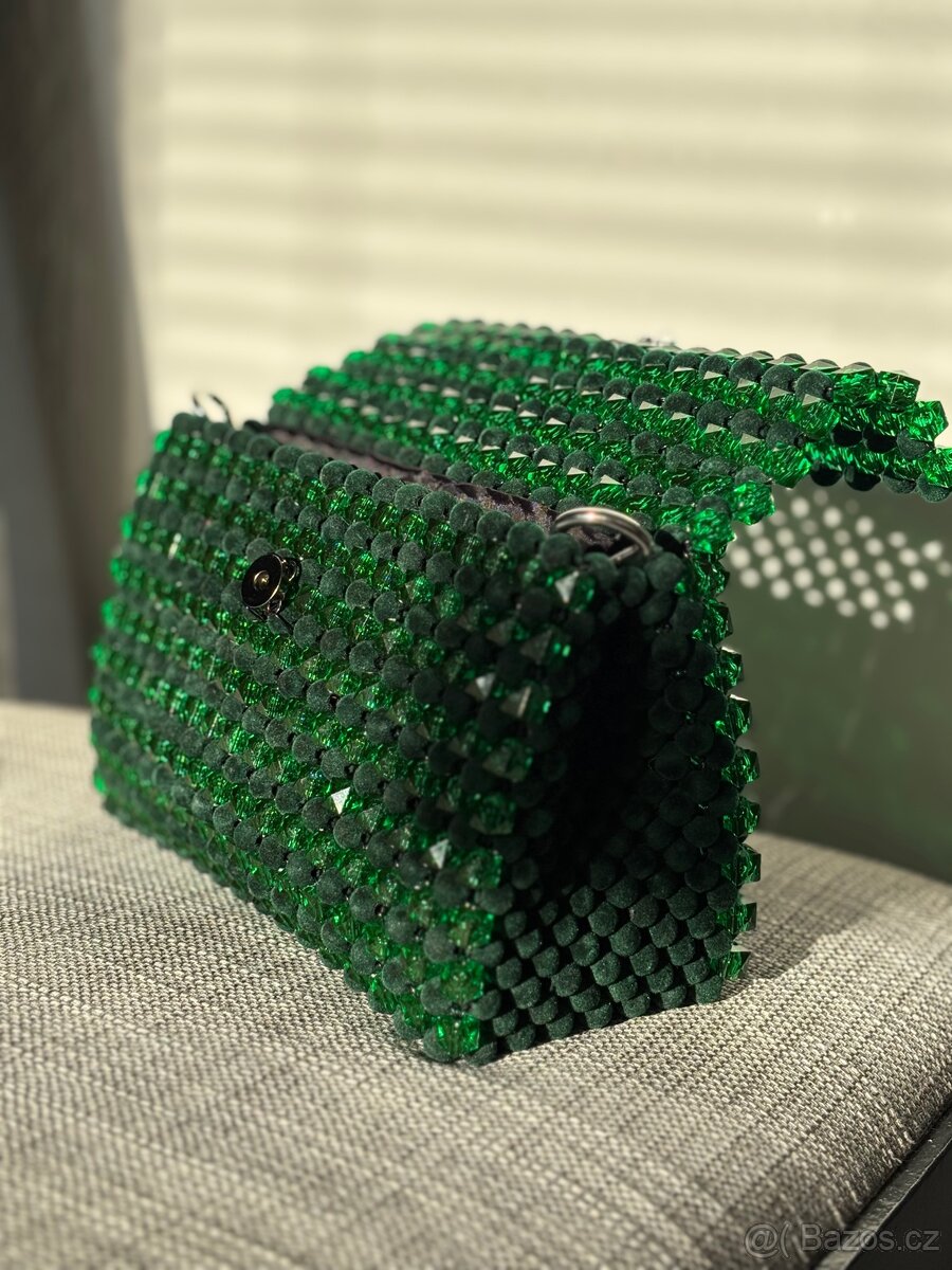 Ručně vyráběná korálková kabelka - 4