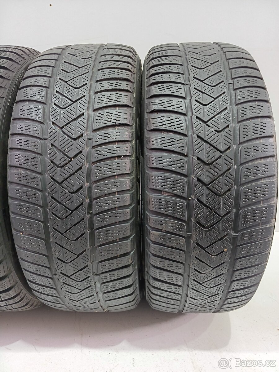 Zimní pneu 225/45/18 Pirelli - 4