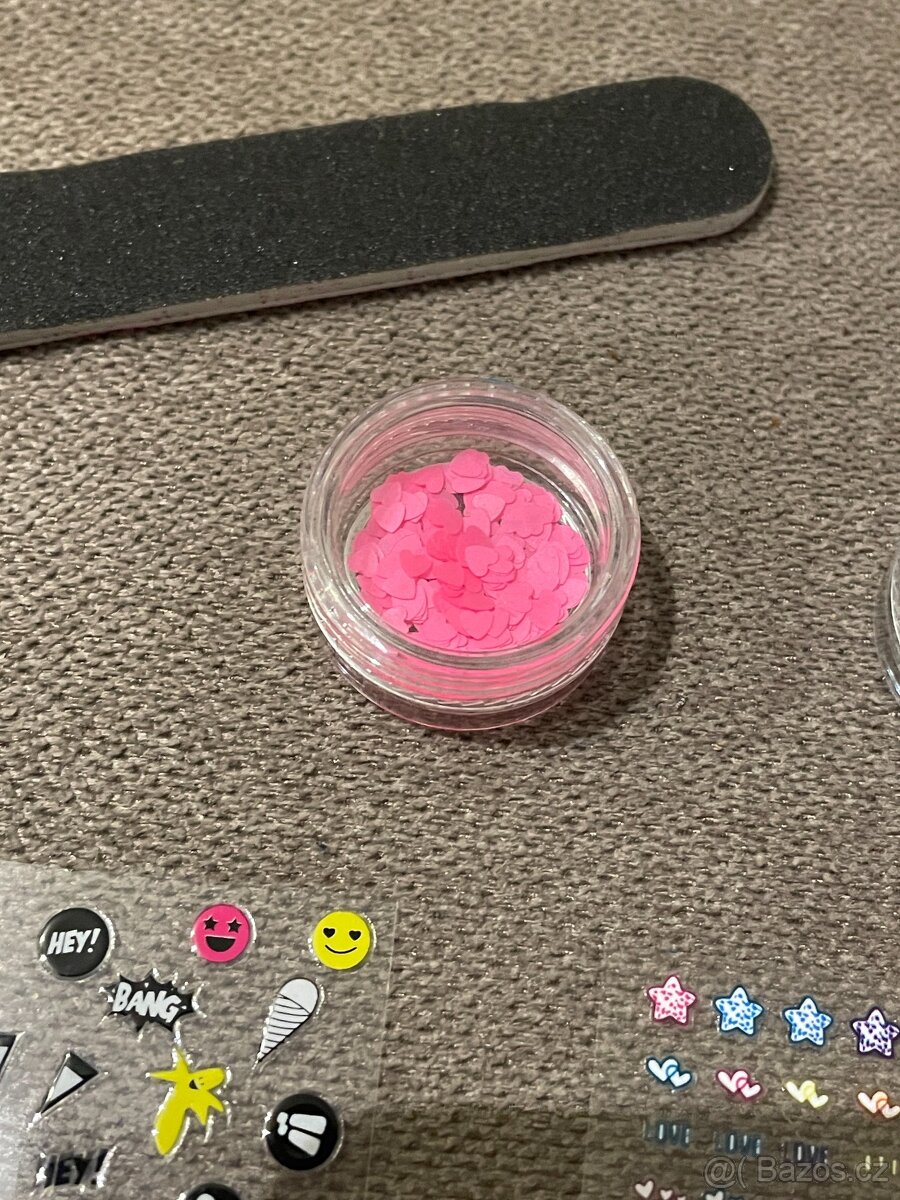 Sada doplňků na nehty - 4