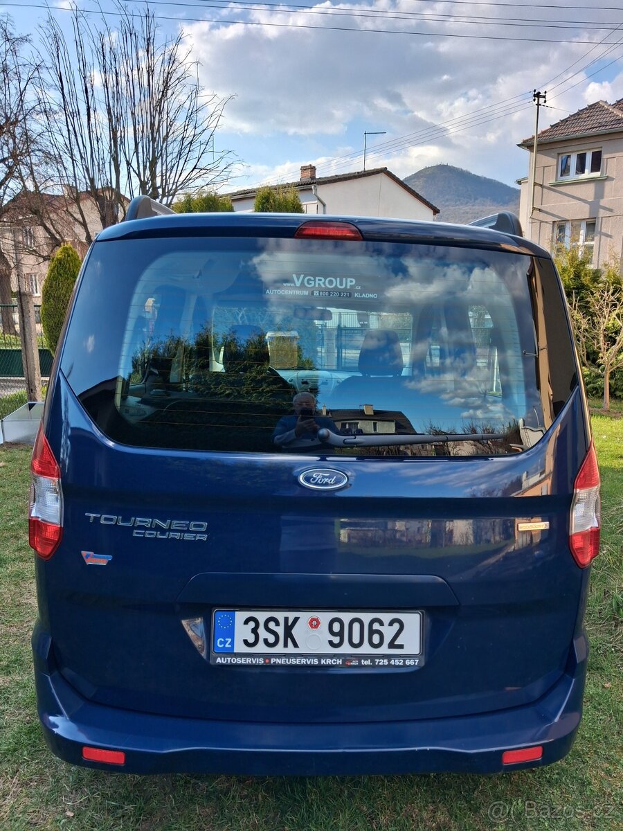 Ford Tourneo Courier - 4