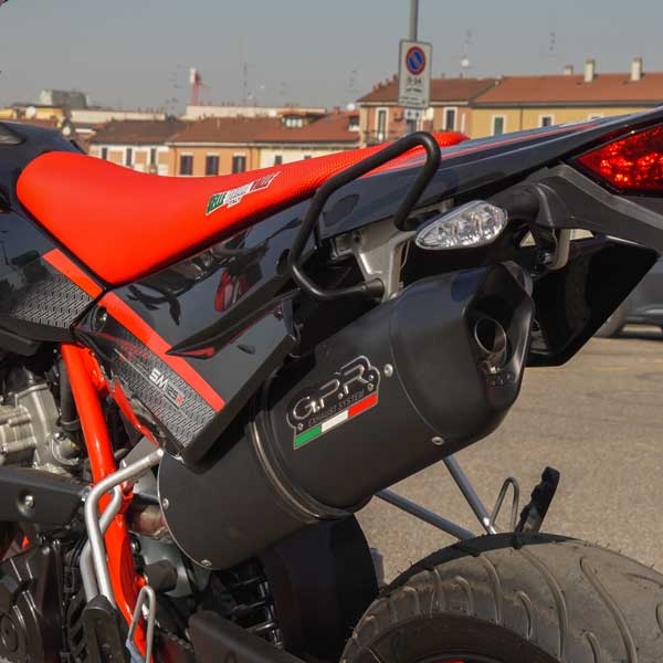 SWM Motard SM125R