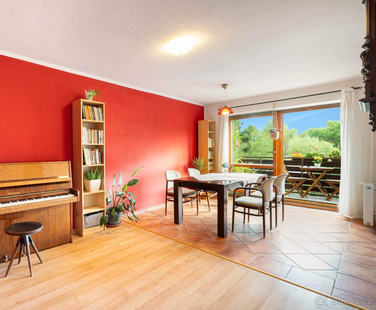 Byt 3+1, 82m² s lodžií, se zahrádkou a parkováním, Zavadilka - 4