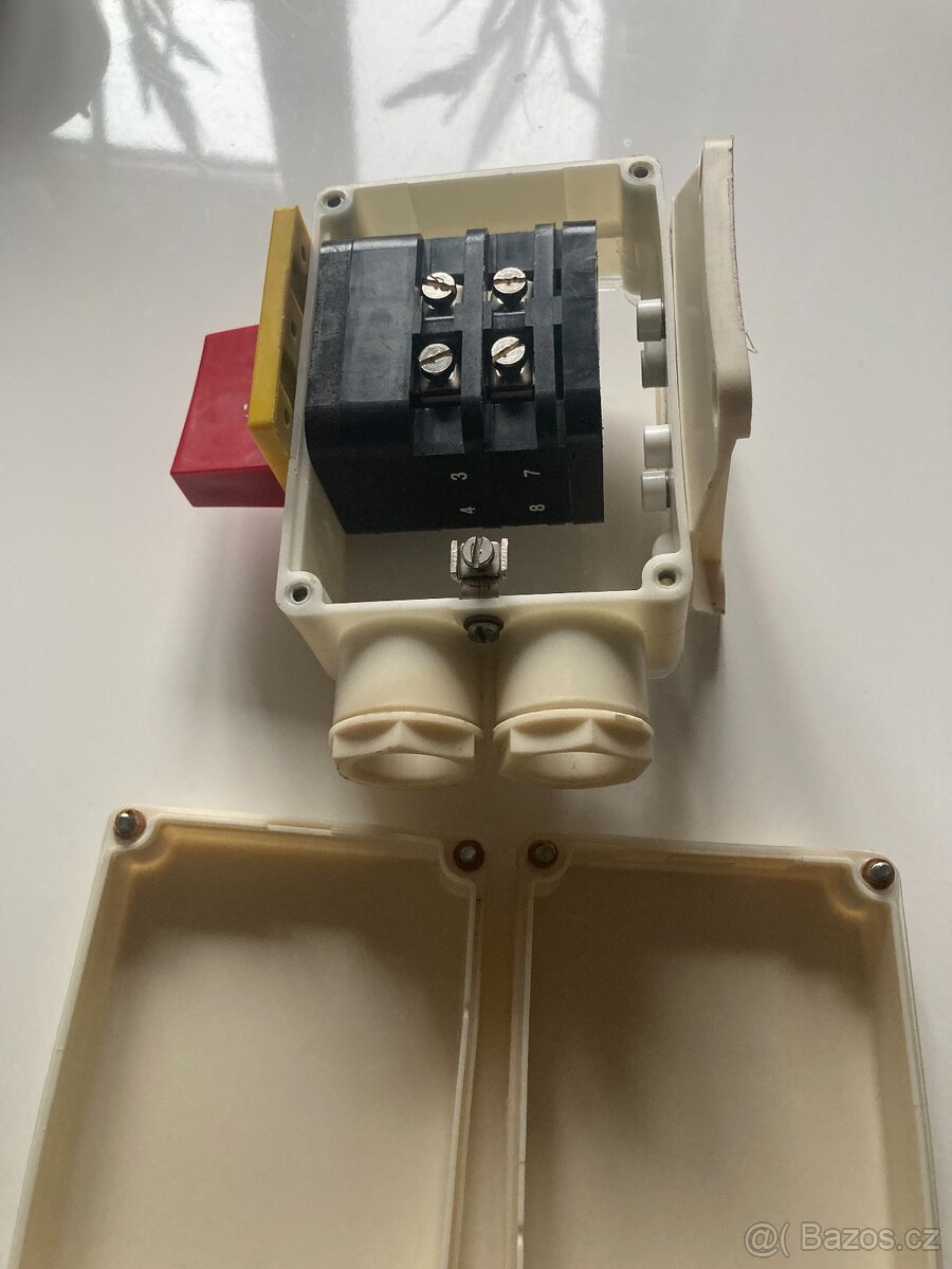 Vačkový vypínač VSN32 v krytu IP65 - 4