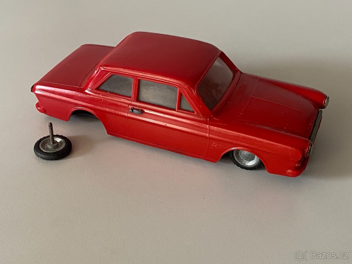 hračky staré hračky auto autíčko retro hračka na setrvačník - 4