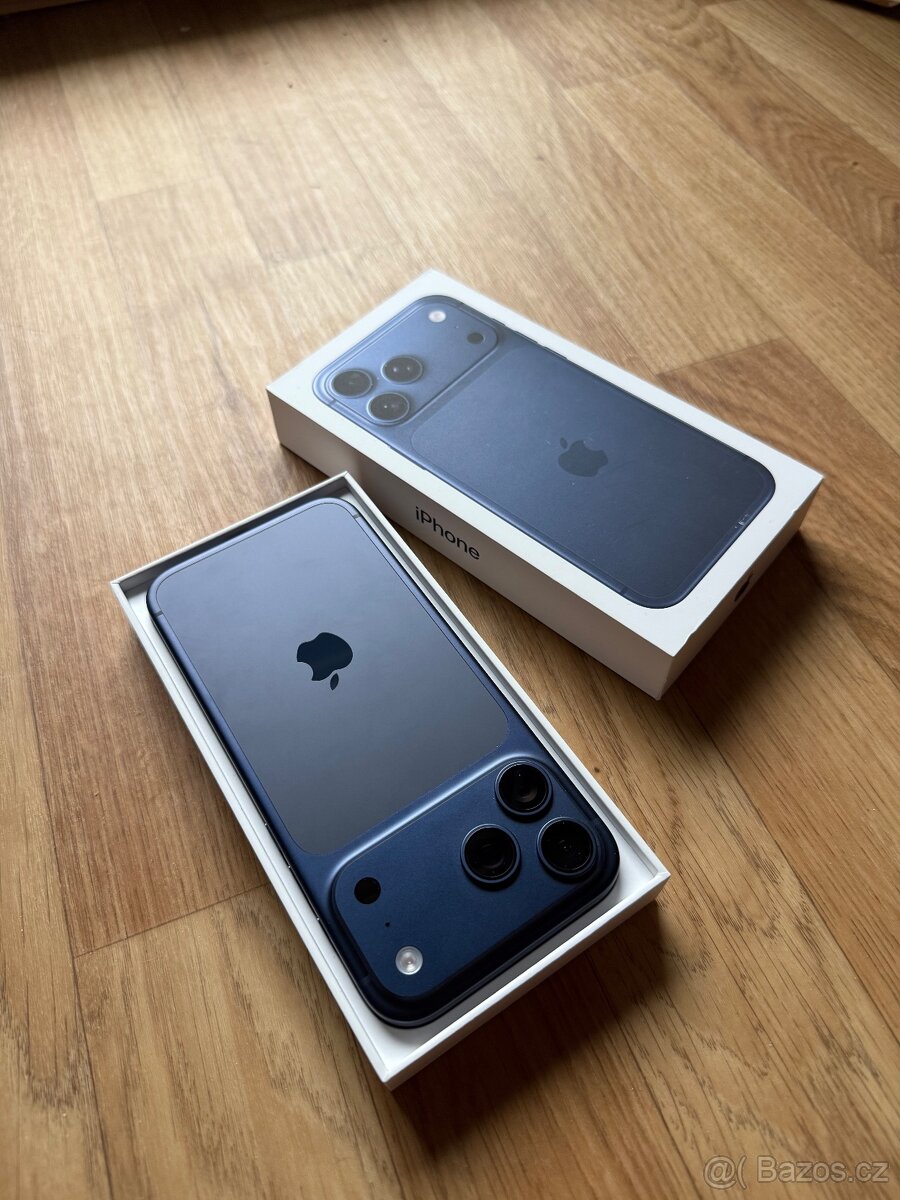 Apple iPhone 17 Pro Max 256GB modrý esim - 4