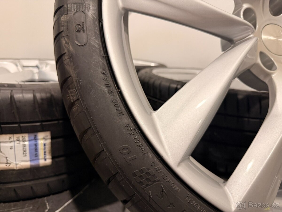 originální Tesla Model S 1075749-00-C r21 Arachnid - 4