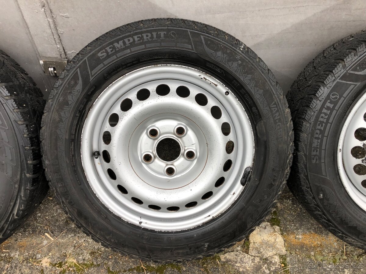 VW Transporter Multivan T5-Rezerva-Zimní kola 205/65/16C - 4