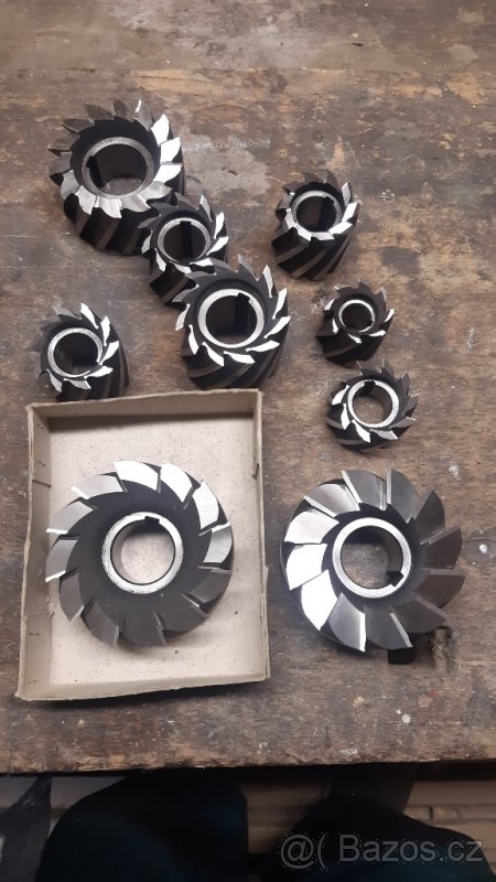 Frézy nástrčné a stopkové - 4