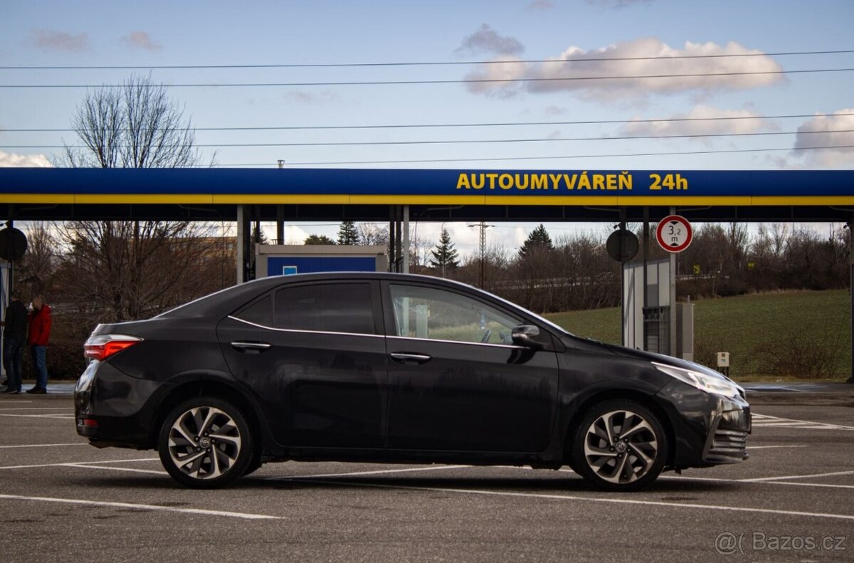 Toyota Corolla sedan 1.6 Ececutive - 4