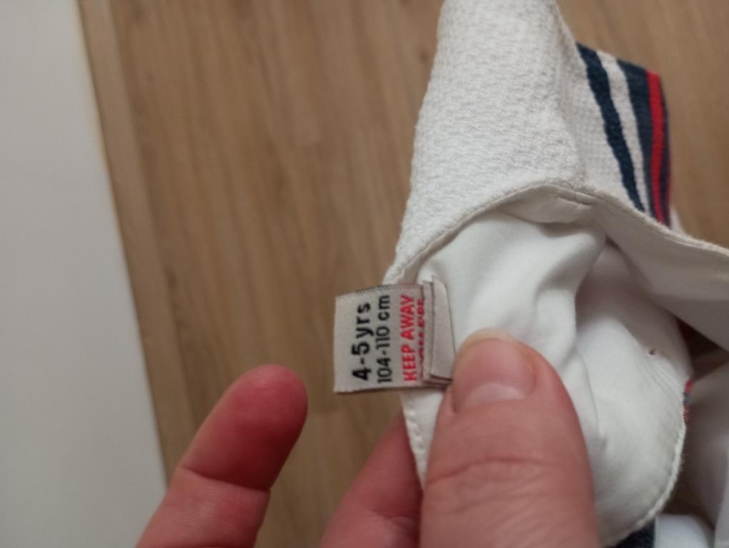 Šatičky - vel. 4-5 let - 4