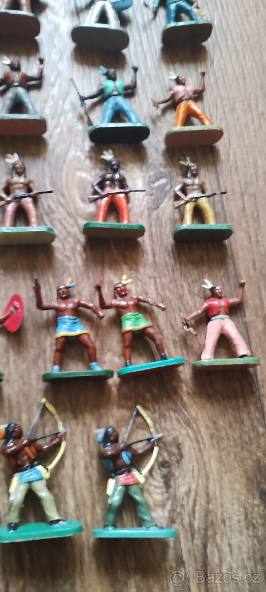 Indiáni figurky - 34 kusů - 4