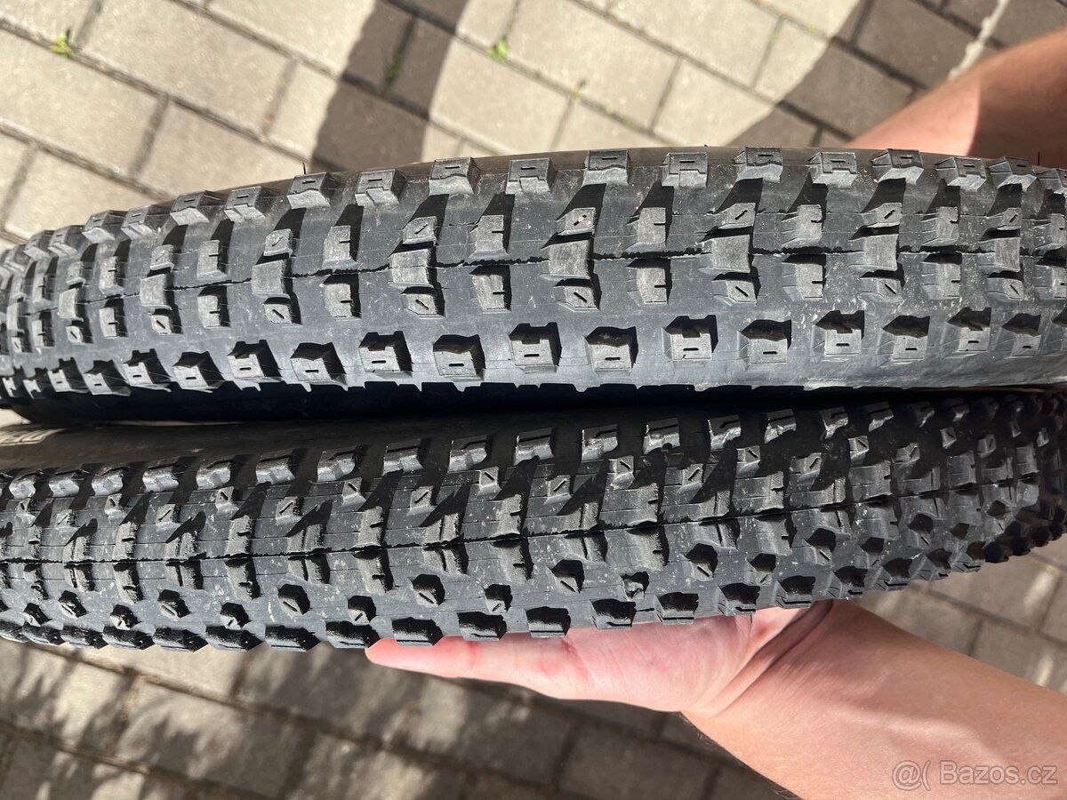 Pláště maxxis - 4