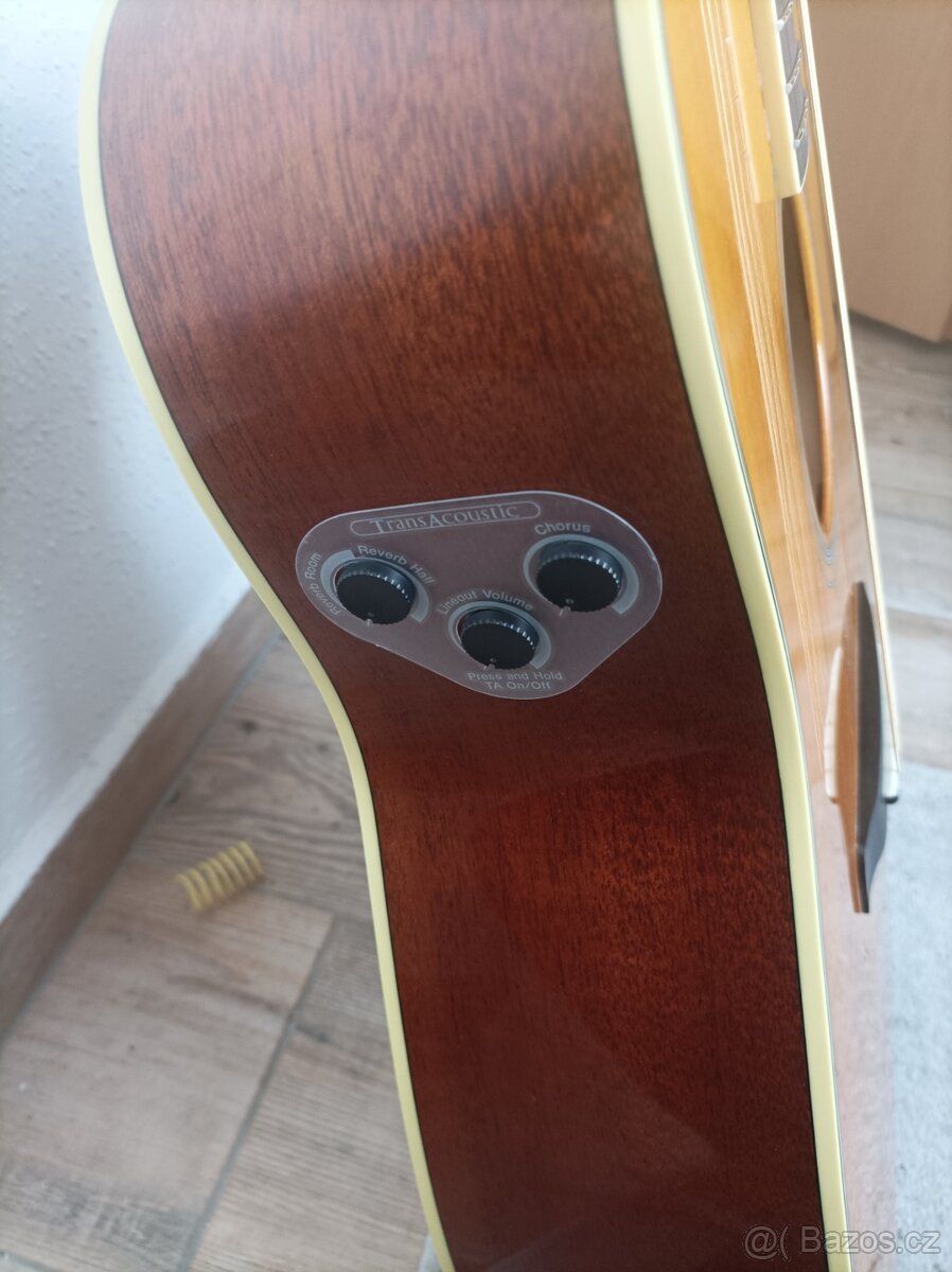 Yamaha FG-TA - 4