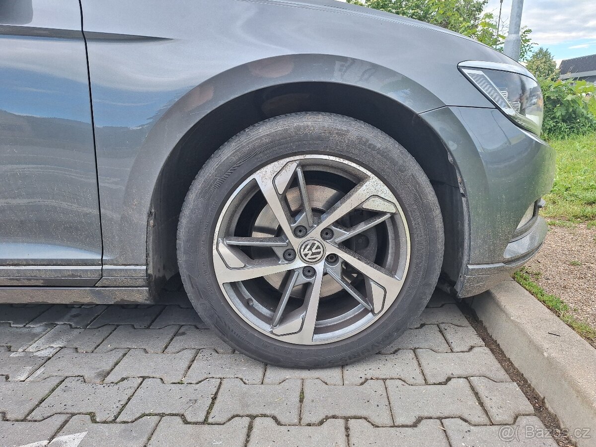 VW Passat Highline - 4