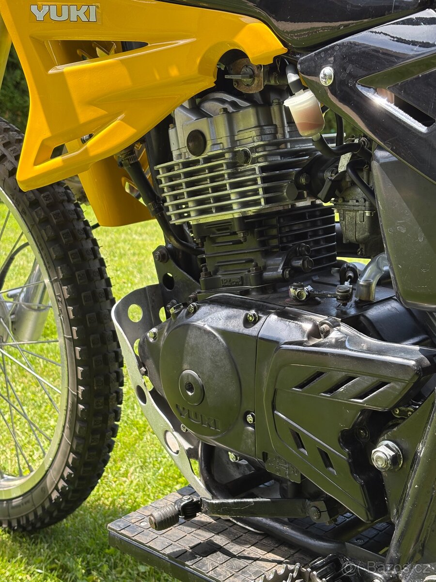 YUKI TR 125 - 4